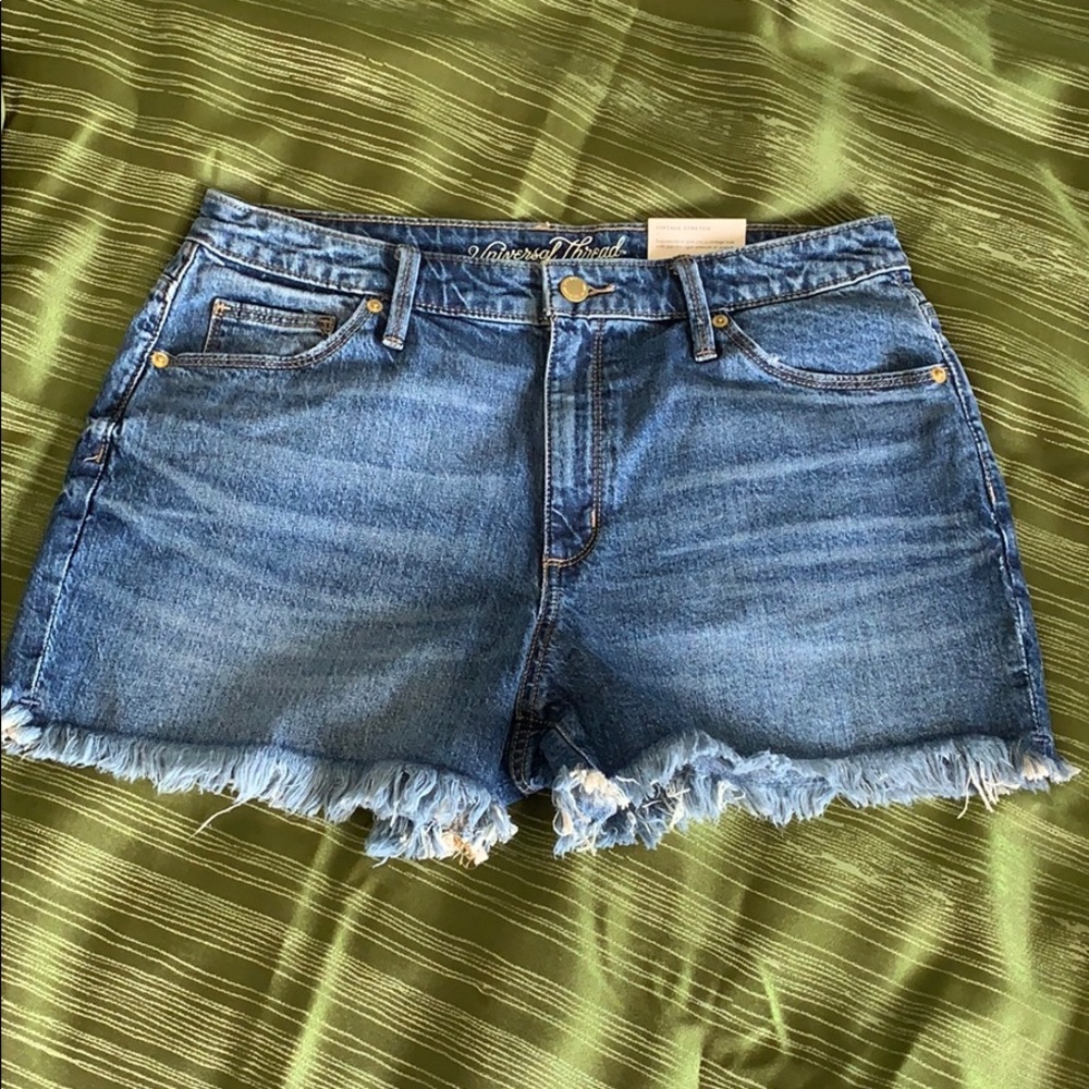 Universal Thread high rise jean shorts